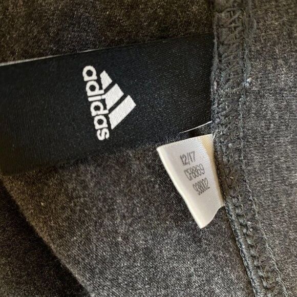 Adidas Essentials Linear Grey  Leggings with Red Logo - Picture 6 of 6